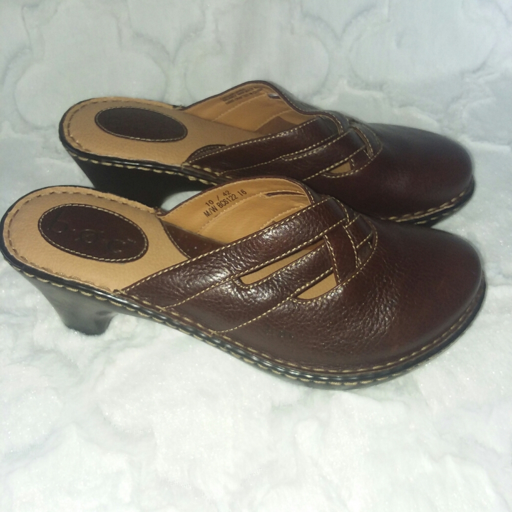 Brown Leather clogs